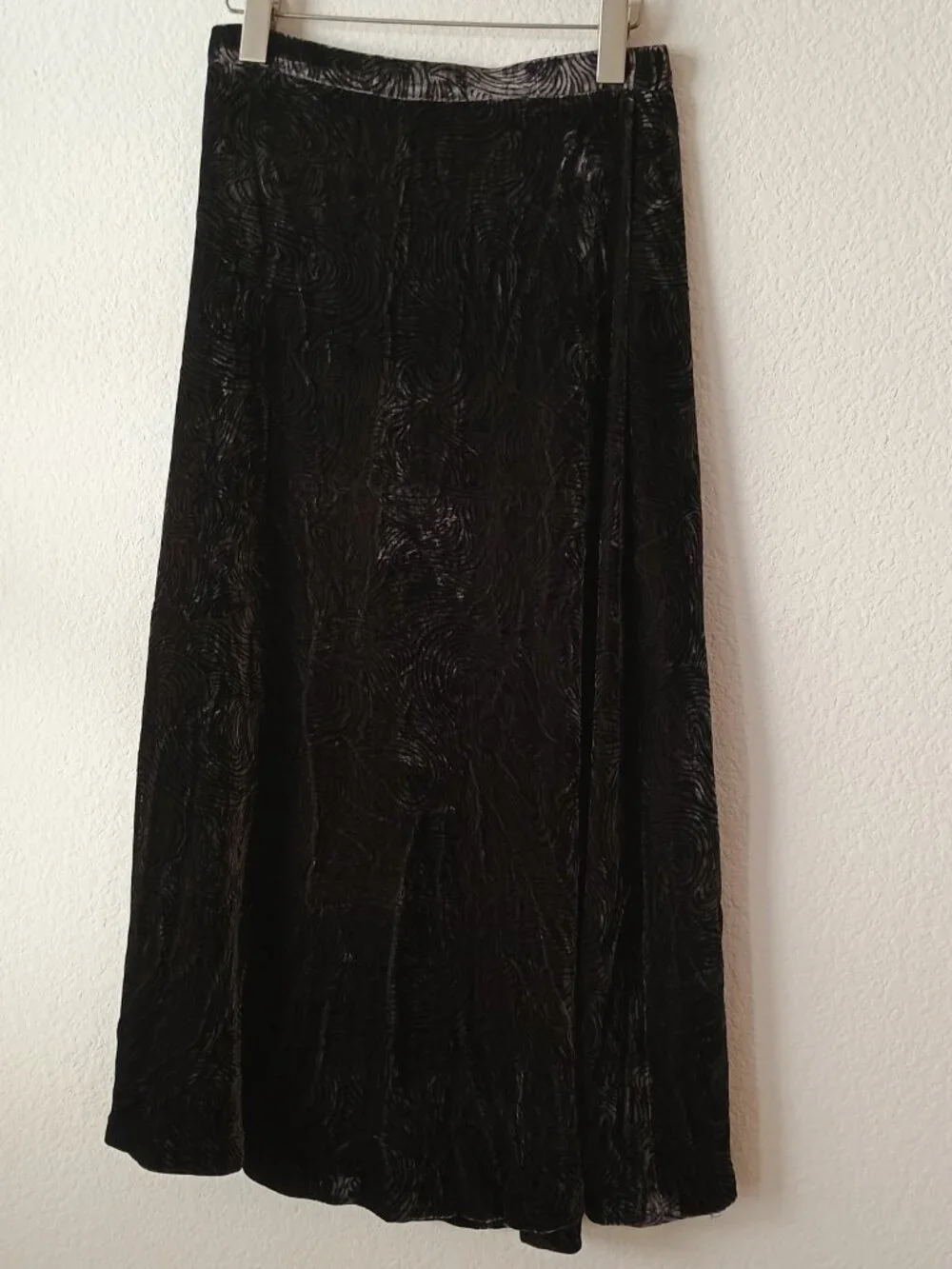 NWOT Kenar Women 8P Maxi Skirt Silk Velvet Shimmer Geometric Pattern Black/Brown